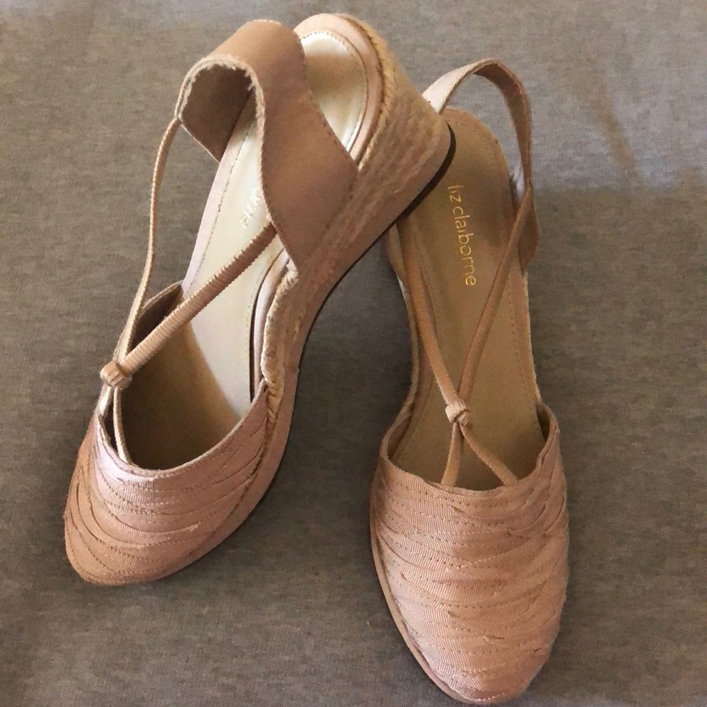 Women’s size 7.5m wedge natural espadrilles
